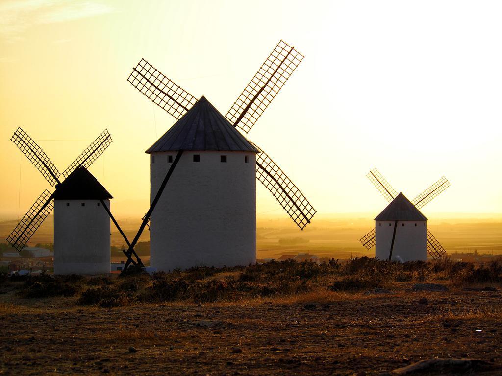 Casa Rural Santa Ana Guest House Miguel Esteban Bagian luar foto